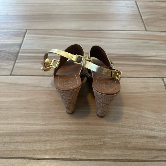 Tory Burch Golden Heels - Picture 2 of 5